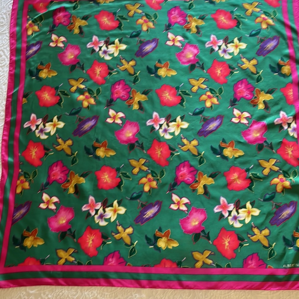 Albert Nipon Vintage Square Scarf 100% Silk Flora… - image 2